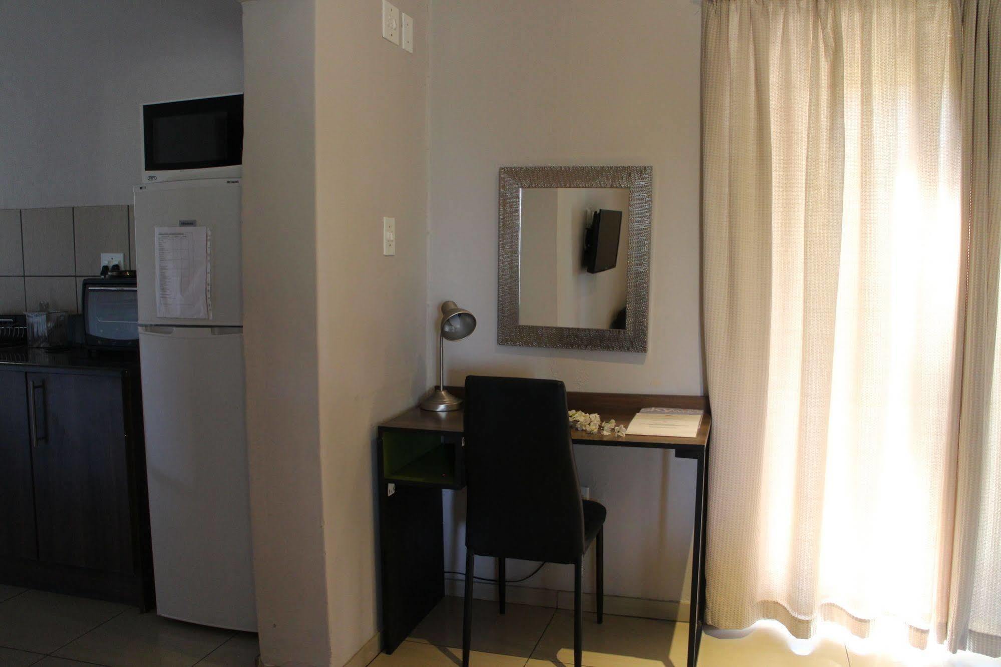 Cu Guest House Phalaborwa Extérieur photo