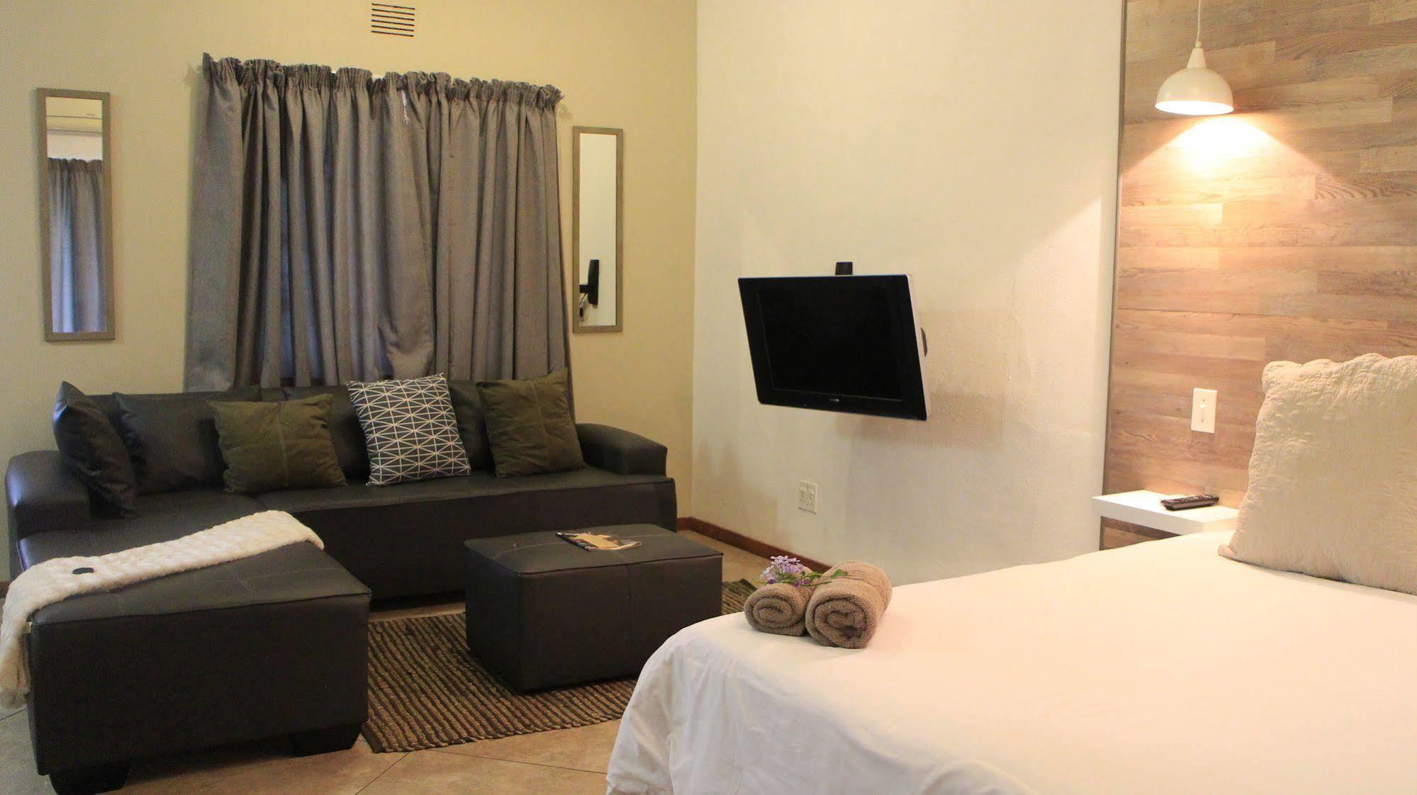 Cu Guest House Phalaborwa Extérieur photo