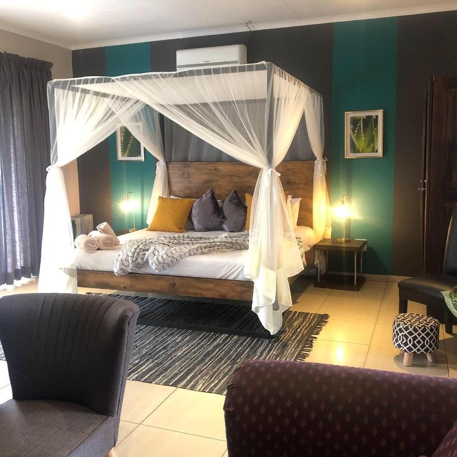 Cu Guest House Phalaborwa Extérieur photo